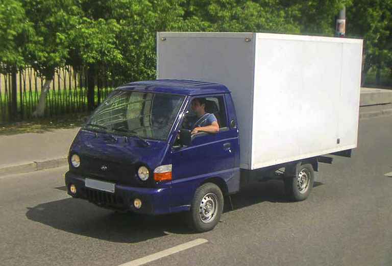 Заказ грузового автомобиля для перевозки личныx вещей : кроватка по Санкт-Петербургу
